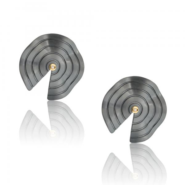 CHOROCHRONOS - 18K GOLD, TITANIUM AND DIAMOND EARRINGS _LM1 grey