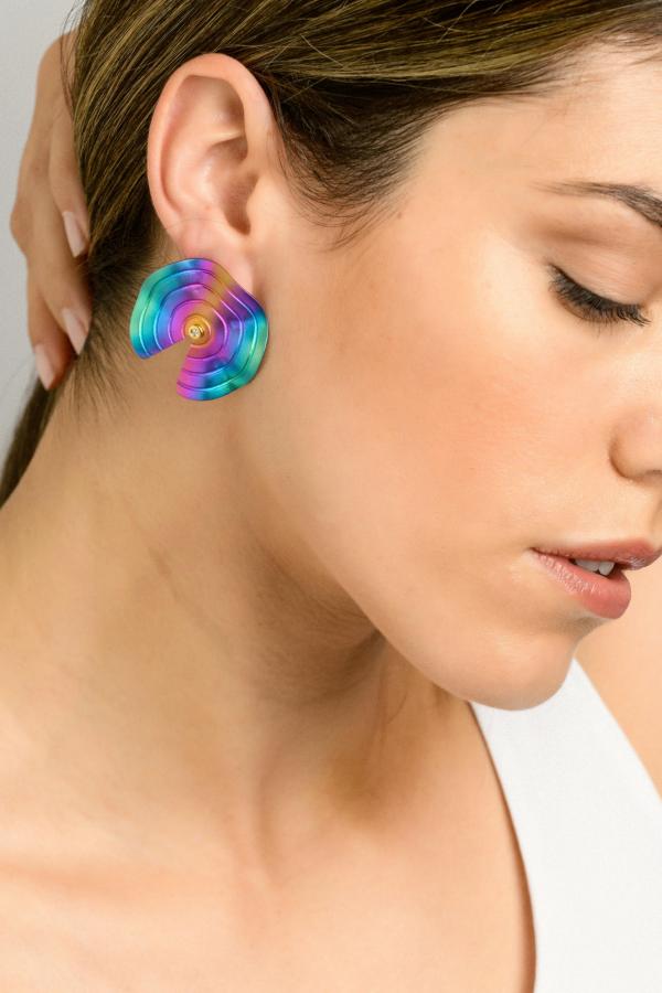 CHOROCHRONOS - 18K GOLD, TITANIUM AND DIAMOND EARRINGS _LM1 rainbow .