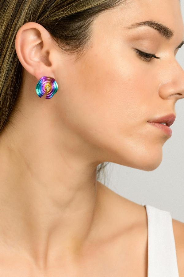 CHOROCHRONOS - 18K GOLD, TITANIUM AND DIAMOND EARRINGS _MM3 rainbow
