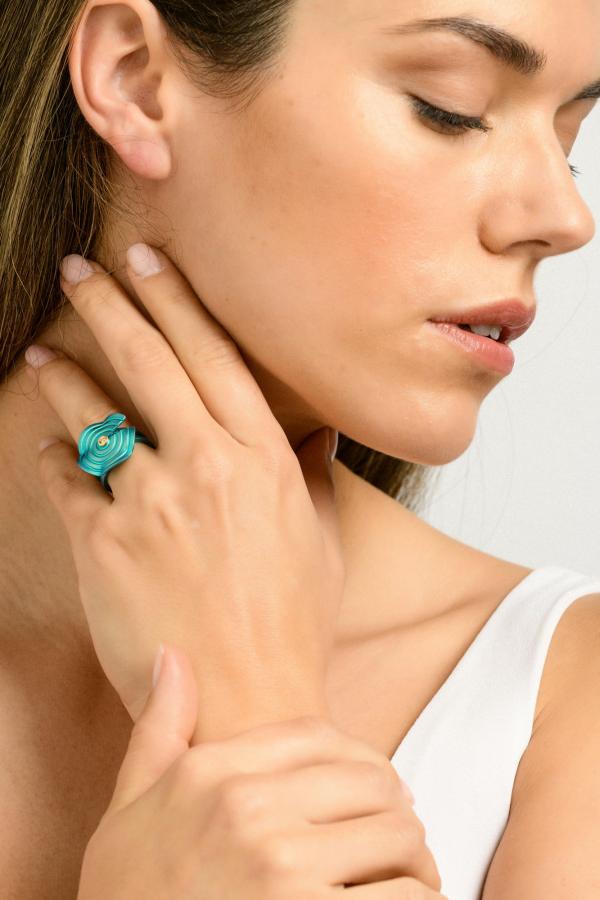 CHOROCHRONOS - 18K GOLD, TITANIUM AND DIAMOND RING _LM3 turquoise..