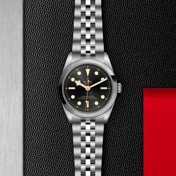 m79640-0001_ Black Bay 36 _ Tudor _ChronoVildiridis