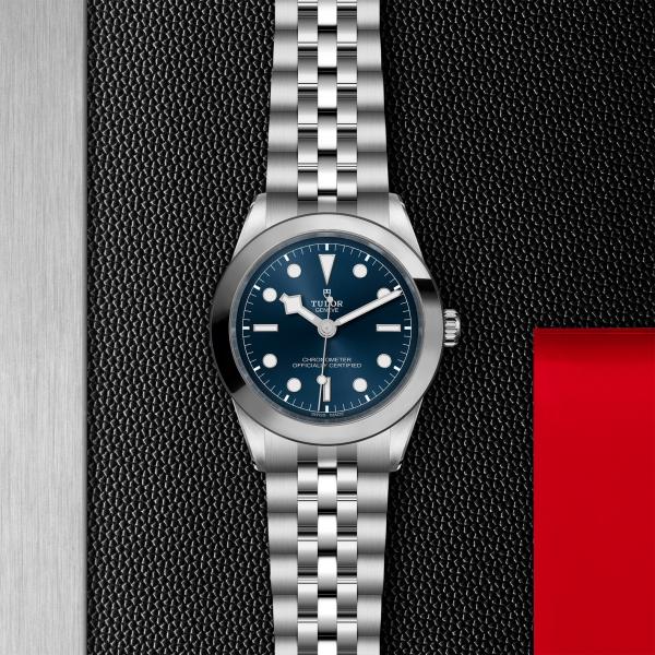 M79660-0002 _ Black Bay 39 _ chrono vildiridis