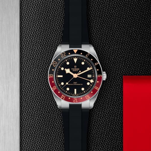 m7939g1a0nru-0002 _ Black Bay 58 GMT _ tudor _ Chrono Vildiridis