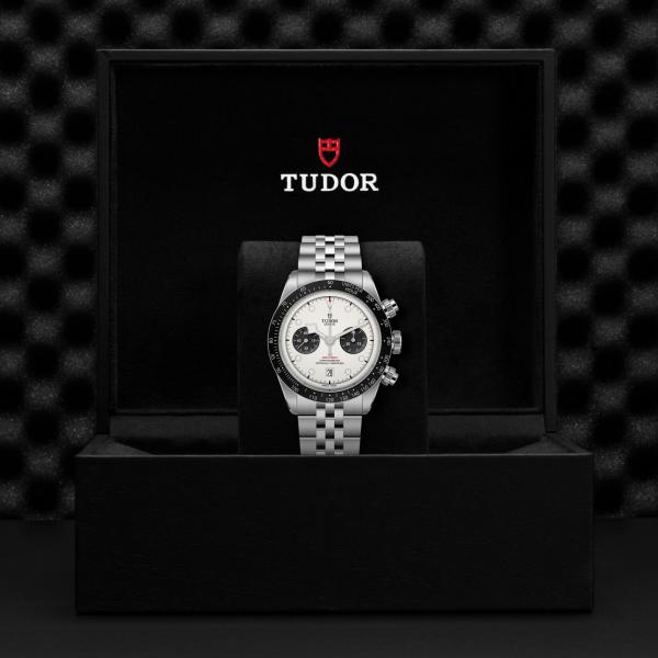 m79360n-0014 _ tudor _ Black Bay Chrono _ Chrono Vildiridis