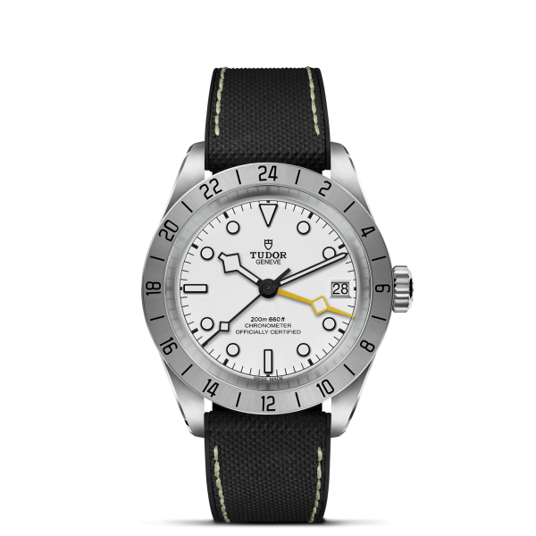 m79470-0006 _ tudor _ Black Bay Pro _ Chrono Vildiridis