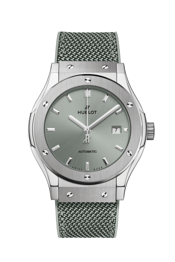 Classic-Fusion-Titanium-Sage-Green-42-mm-Soldier