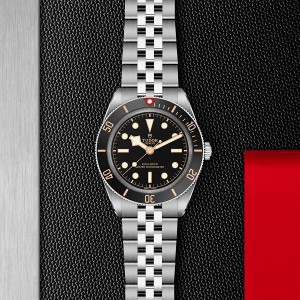 m7939a1a0nu-0001_Black Bay 58_Chrono_Vildiridis