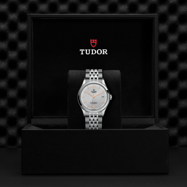 tudor-m91450-0001_TUDOR 1926_Chrono_Vildiridis
