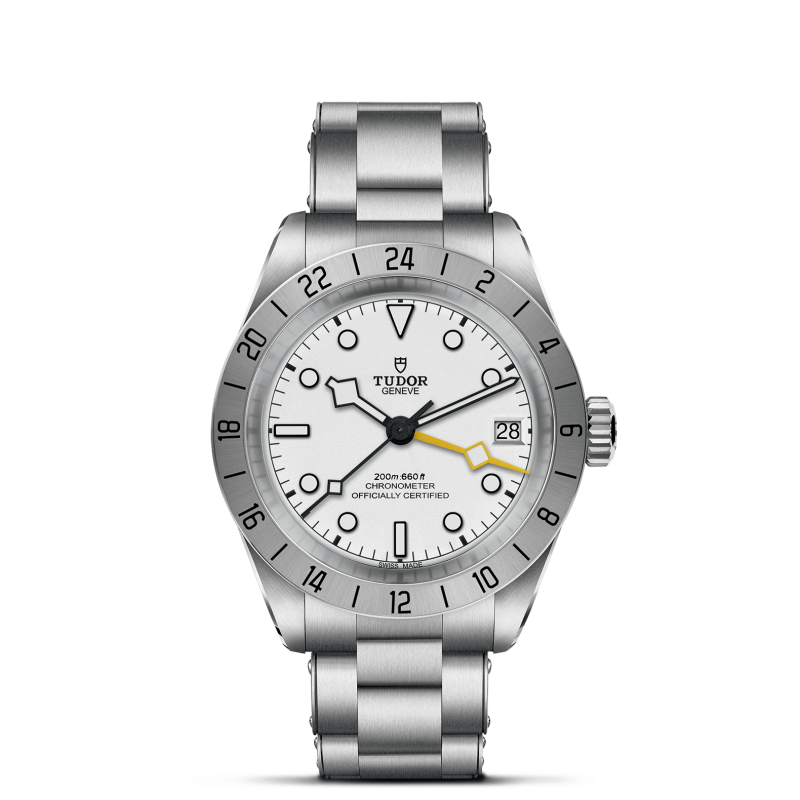 m79470-0004 _ tudor _ Black Bay Pro _ Chrono Vildiridis