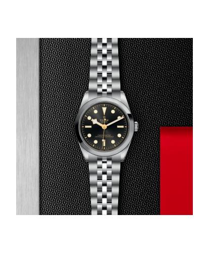 m79640-0001_ Black Bay 36 _ Tudor _ChronoVildiridis