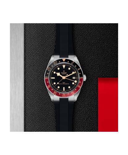 m7939g1a0nru-0002 _ Black Bay 58 GMT _ tudor _ Chrono Vildiridis