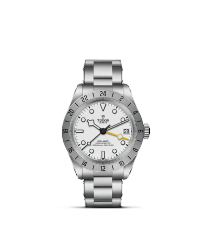 m79470-0004 _ tudor _ Black Bay Pro _ Chrono Vildiridis