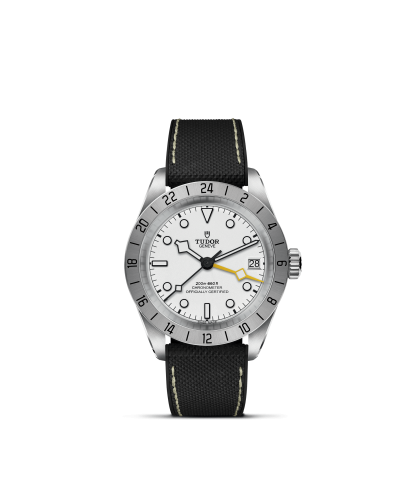 m79470-0006 _ tudor _ Black Bay Pro _ Chrono Vildiridis