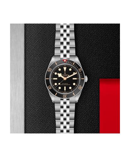 m7939a1a0nu-0001_Black Bay 58_Chrono_Vildiridis